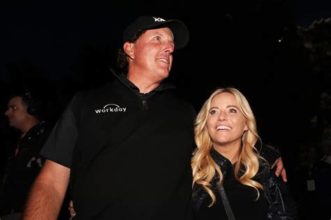 Photo Of Amy, Phil Mickelson Went Viral During U.S. Open - The Spun