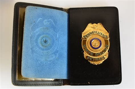 Pennsylvania State Police RETIRED Badge with original Leather Case ...