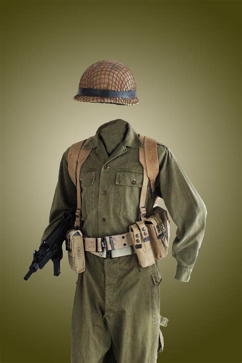 MILITARY UNIFORMS - La compagnie du costume