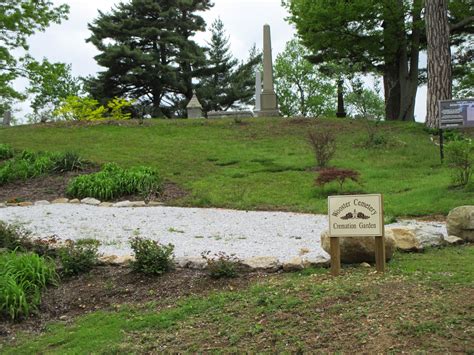 FINISHING TOUCHES: GREEN BURIAL SITE IN DANBURY?