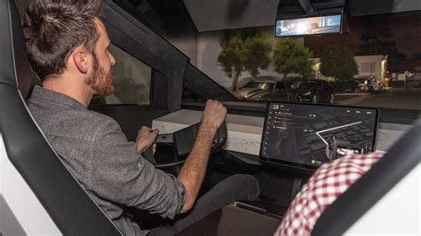 Cybertruck - interior while driving @ November 21st Event : r/cybertruck