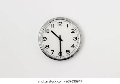 Clock Ten Thirty Half Past Ten Stock Photo 689630947 | Shutterstock