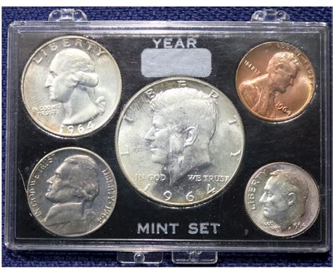 USA 1964 Half Dollar Coin Set JFK/ Kennedy 90% SILVER 5 Coin Mint Set