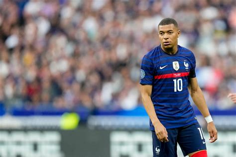 Kylian Mbappé HD France Wallpaper, HD Sports 4K Wallpapers, Images and ...