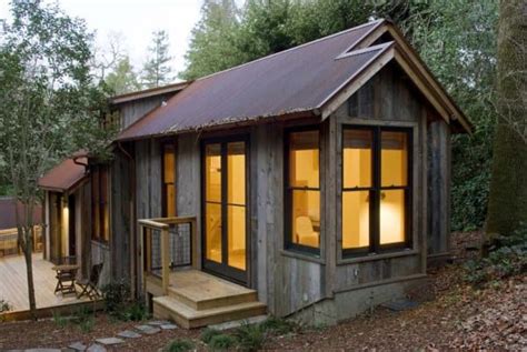 Rustic Cabin Gets a Makeover Using Salvaged Material