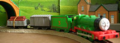 Tootally Thomas - Tomy Motor Road and Rail Thomas the Tank Engine ...