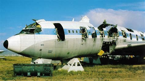 Airline Boneyards Pictures - Aircraft Boneyard Photos - Aviation Graveyard Images