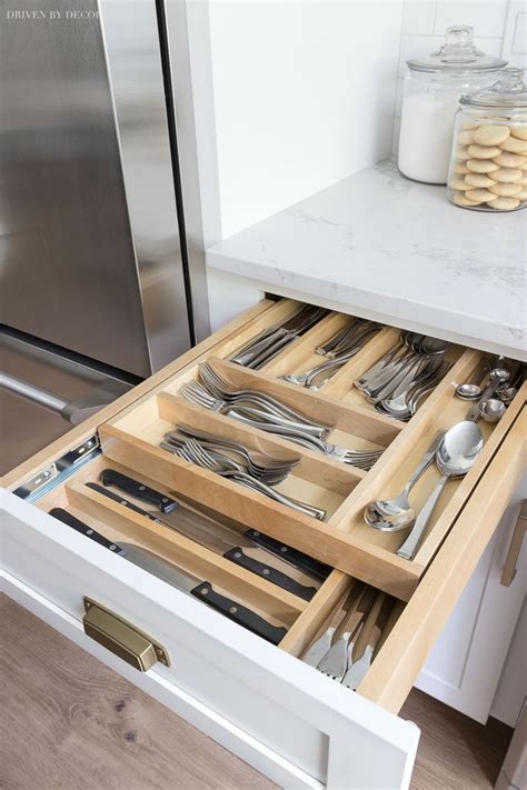 Kitchen Cabinet Storage Ideas | Kitchen cabinets storage organizers ...