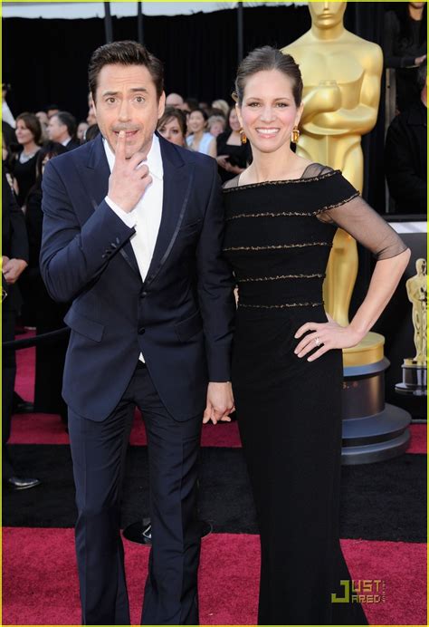 Robert Downey Jr - Oscars 2011 Red Carpet: Photo 2523820 | 2011 Oscars ...