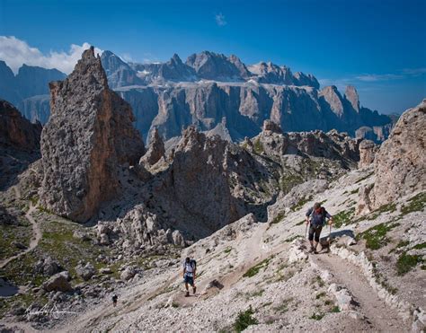 Hiking from Cortina d'Ampezzo to Alta Badia - Dolomites Hikes, Dolomite Mountains