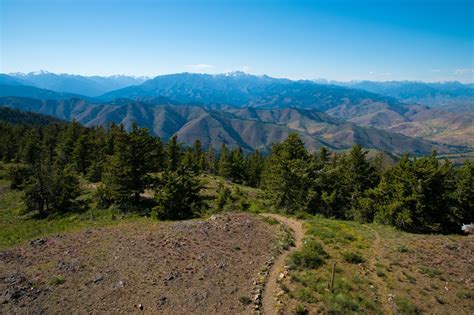 Hiking Shenandoah: Lookout Mountain (Methow Valley)