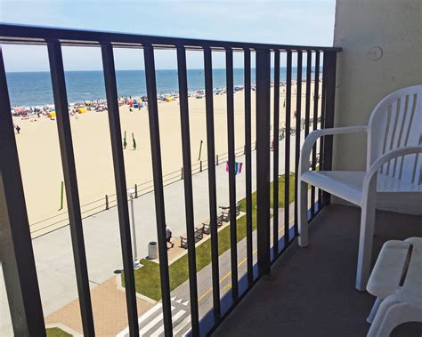 One Bedroom By Barclay Towers In Virginia Beach, VA