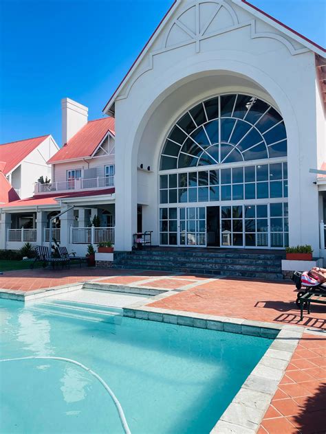 Courtyard Port Elizabeth, Gqeberha: Reviews & Hotel Deals | Book at Hotels.com
