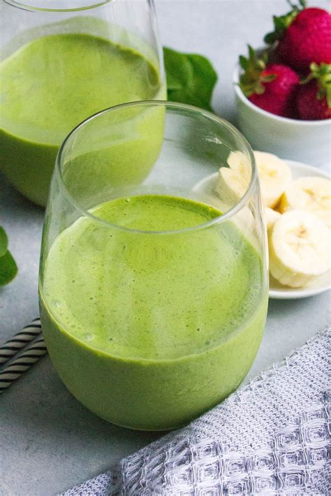 Green Detox Smoothie - Kathryn's Kitchen