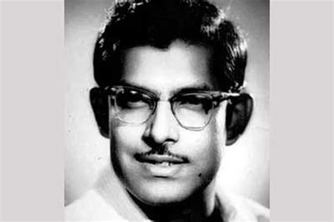 Tribute to Hrishikesh Mukherjee, he gives Hindi cinema a new definition