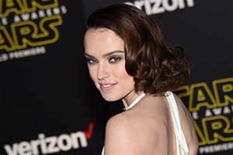 Daisy Ridley is the Lovely Lady, Happy Birthday, Yogi & Homer - Sports ...