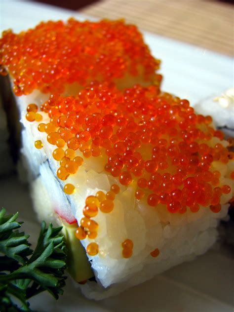 Sushi with Salmon Roe | www.feastguru.com This Sushi Roll wa… | Flickr