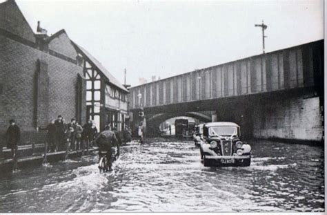 Castle Foregate in the 1947 floods. Shrewsbury, Shropshire ...