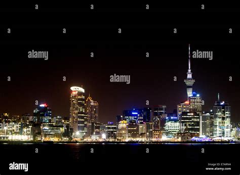 Auckland cityscape hi-res stock photography and images - Alamy