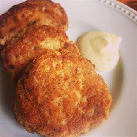 Low Carb Salmon Patties with Creamy Sauce Recipe | Just A Pinch Recipes