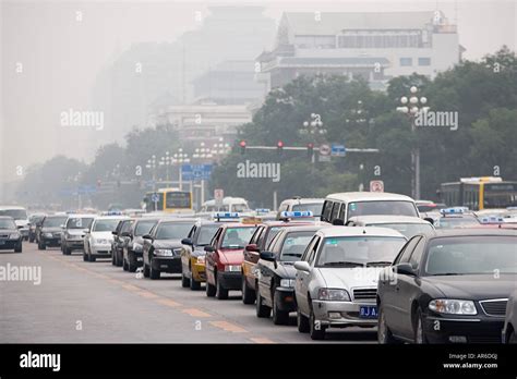 Traffic jam city hi-res stock photography and images - Alamy