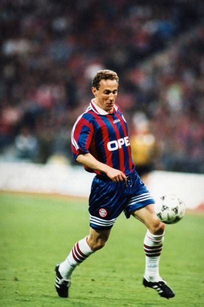 Jean Pierre Papin of Bayern Munich in 1996. | Liga alemana de futbol ...