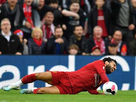 Liverpool vs Leicester: Mohamed Salah Injury Overshadows Late Win For Liverpool vs Leicester ...