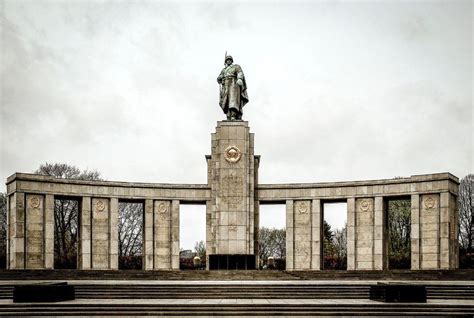 World War II Sites in Europe – Europe Trip Ideas | Viator.com