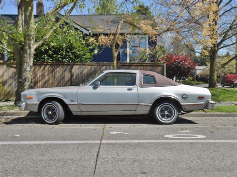 Seattle's Parked Cars: 1977 Plymouth Volare Premier