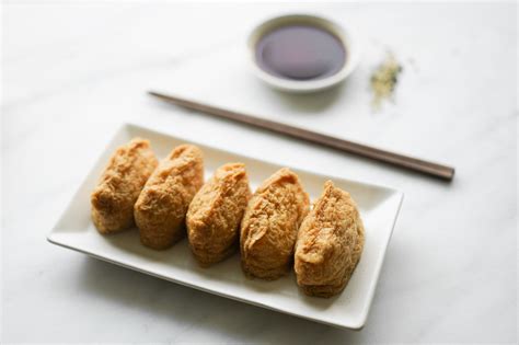 Inari Sushi Recipe (Inarizushi: Tofu Skin & Rice) - Hungry Huy