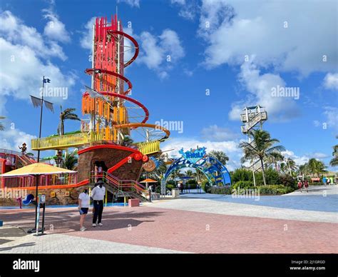 Bahamas - September 16, 2021: The entrance to the Thrill Waterpark at ...