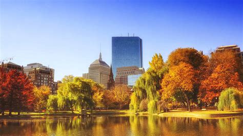 Fall Foliage Boston: 18 Best Leaf Peeping Spots in New England For Fall Colors