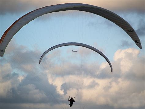 Flying Man Paragliding - Free photo on Pixabay - Pixabay