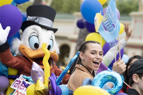 Sky Katz - Disney Channel Fan Fest in Anaheim 04/27/2019 • CelebMafia