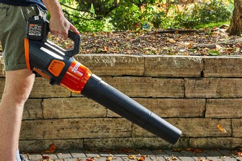 Best Lightweight Leaf Blower: A Comprehensive Guide