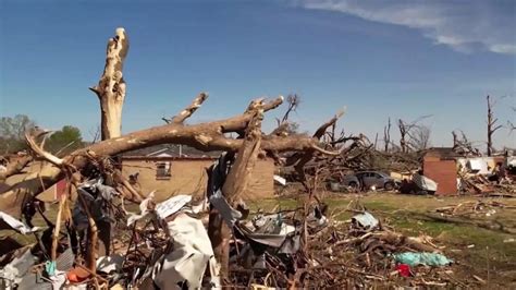 Residents begin cleanup after devastating deadly tornado outbreak ...