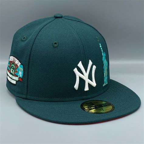 New Era New York Yankees Green Liberty 59Fifty Fitted Hat