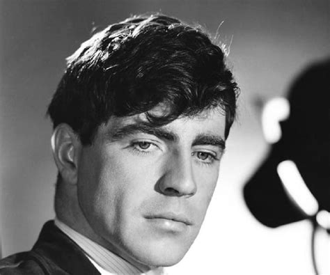 Alan Bates Biography - Facts, Childhood, Family Life & Achievements