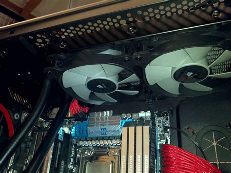 How to install the Hydro Series H100i CPU Cooler