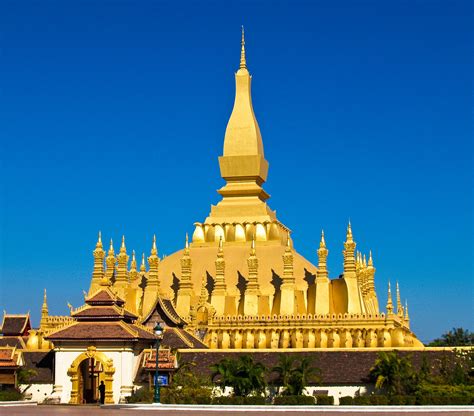 Phra That Luang stupa in Vientiane, Laos | Phra That Luang i… | Flickr