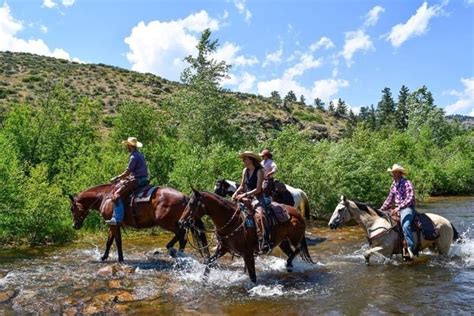 Cherokee Park Ranch | Summer dude ranch resort in Livermore, CO