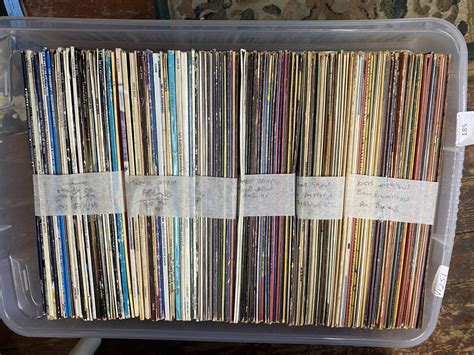 A job lot of mixed genre LP records (no shipping)