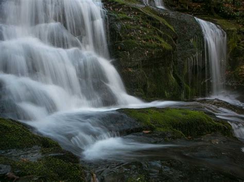 5 Beautiful Waterfalls in Seychelles For A Picturesque Escape