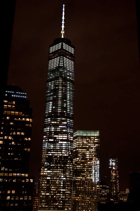 Tribeca Citizen | Nosy Neighbor: Why Does 1 World Trade Center Look So Unfinished at Night?