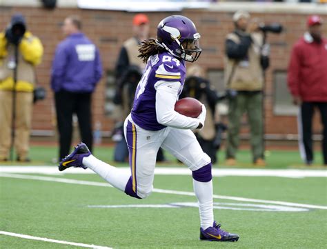 Vikings move Cordarrelle Patterson out of starting lineup, upgrade to ...