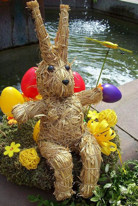 File:Easter Bunny made of straw.JPG - Wikimedia Commons