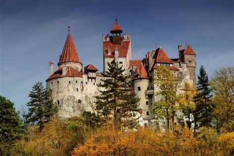 Famous Castles Around the World | HGTV