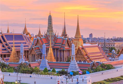 Upptäck & upplev vackra, spektakulära tempel i Thailand | momondo