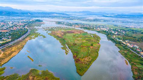 Breathtaking beauty of Quang Ngai Province from flycam - Da Nang Today - News - eNewspaper