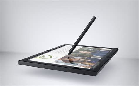 Foldable Laptop Prototypes unveiled by Dell, Folding Laptop Review